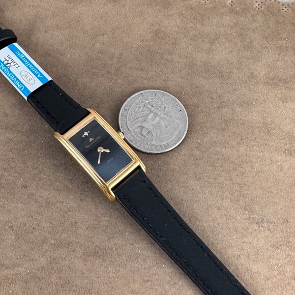 Vintage beautiful rectangular gold-plated quartz Luxury watch by Maurice Locroix - Picture 10 of 11